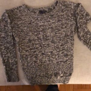 American Eagle outfitters sweater